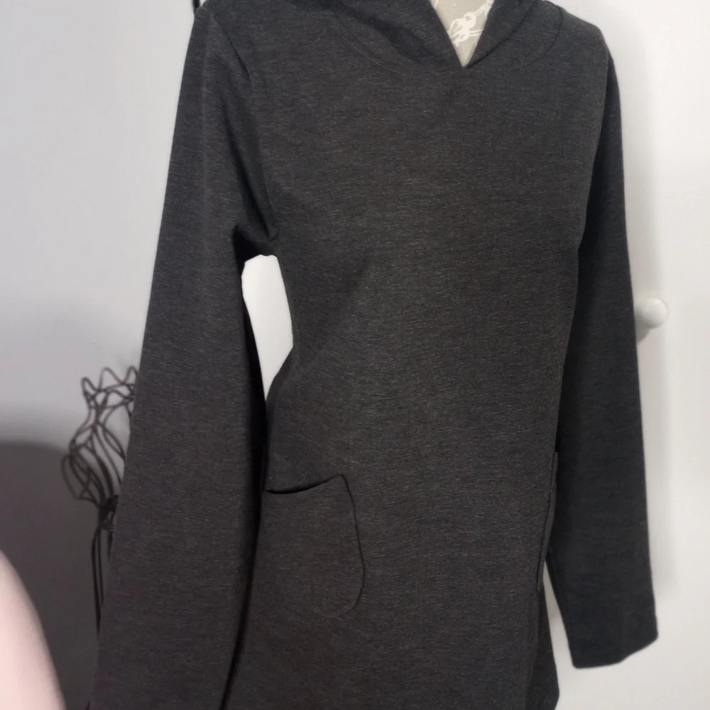 Charcoal Shannon Passero Gray Women's Hoodie - Picture 9 of 11